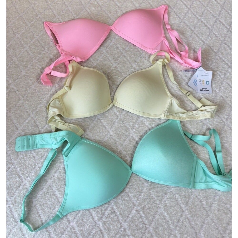 NWT Primark 3 Pack Wireless T-Shirt Bras 36D Molded Padded Pastel Colorway